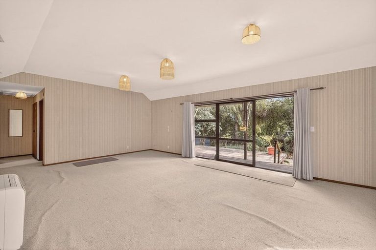 Photo of property in 32 Woodills Road, Akaroa, 7520