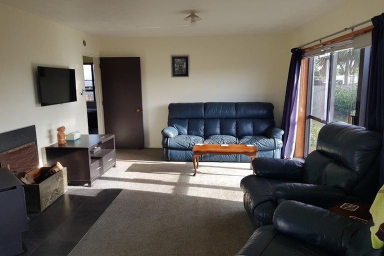 Photo of property in 1 Byron Street, Rolleston, 7614