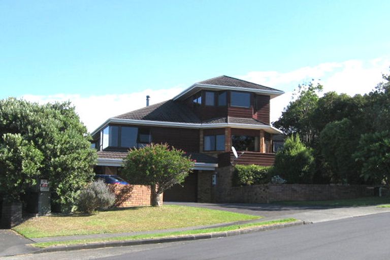 Photo of property in 51 Bellbird Rise, Murrays Bay, Auckland, 0630