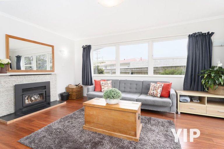Photo of property in 7b Jay Street, Paparangi, Wellington, 6037