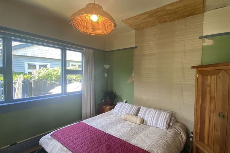 Photo of property in 2 Edward Avenue, Edgeware, Christchurch, 8013