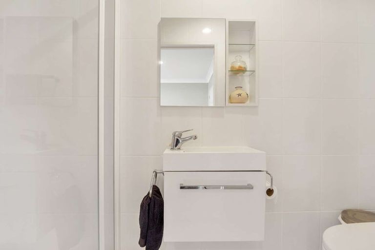 Photo of property in 32 Otonga Road, Springfield, Rotorua, 3015