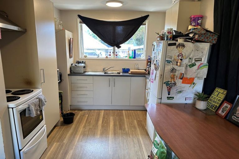 Photo of property in 17b Leonie Place, Aranui, Christchurch, 8061