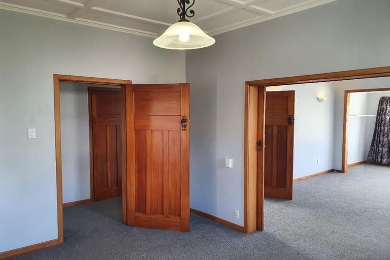 Photo of property in 70 Tukapa Street, Westown, New Plymouth, 4310