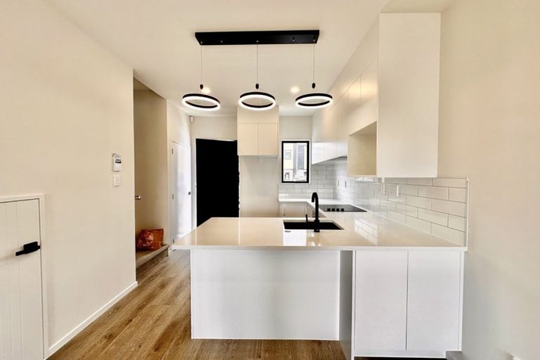 Photo of property in 11 Kiato Lane, Flat Bush, Auckland, 2019