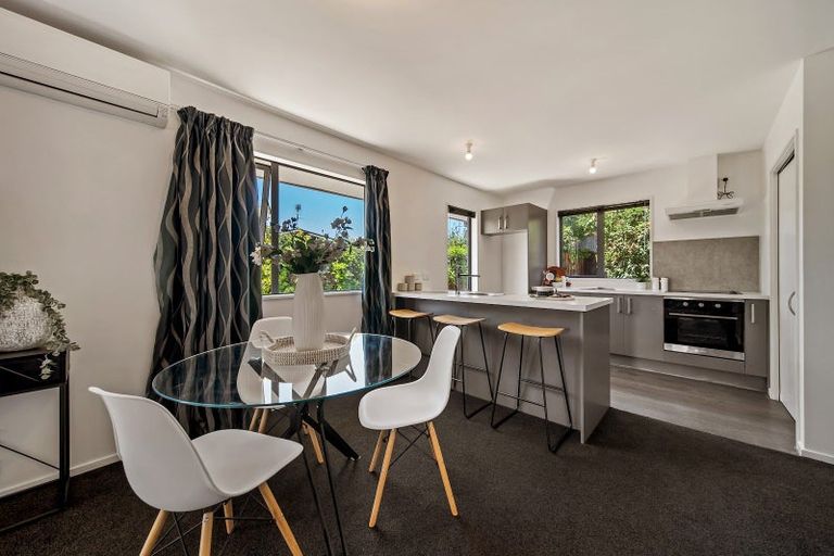 Photo of property in 2/65 Kuaka Crescent, Bromley, Christchurch, 8062