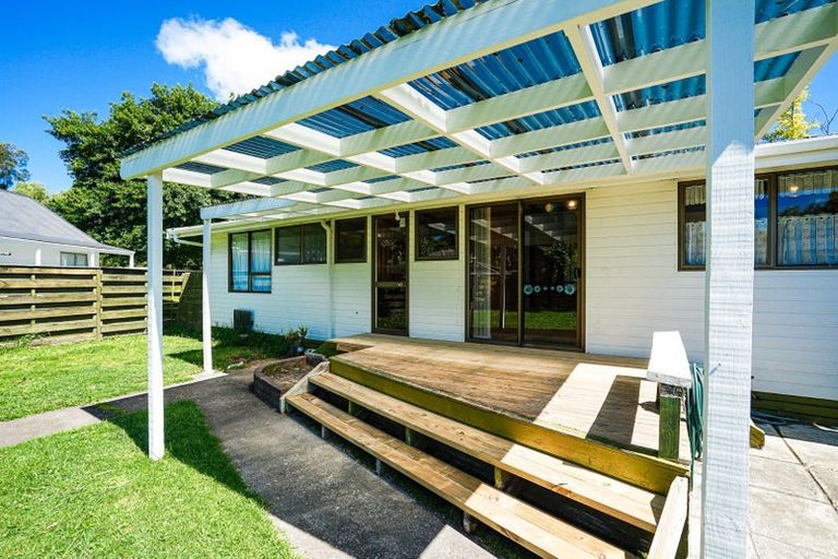 Photo of property in 18 Fairdale Avenue, Red Hill, Papakura, 2110