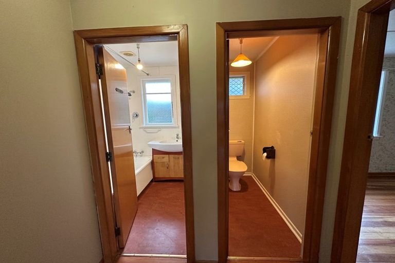 Photo of property in 45b Brandon Street, Featherston, 5710