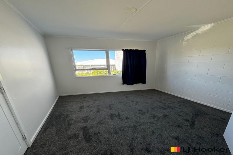 Photo of property in 2/21 Takanini Road, Takanini, 2112