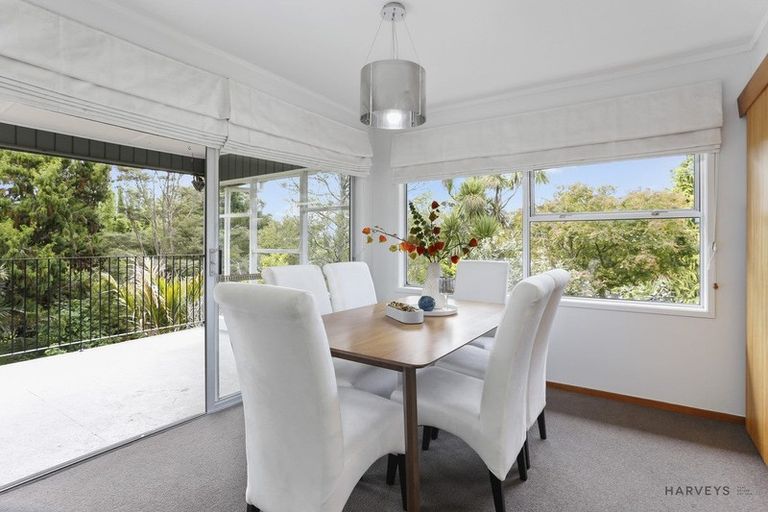 Photo of property in 201 Godley Road, Titirangi, Auckland, 0604