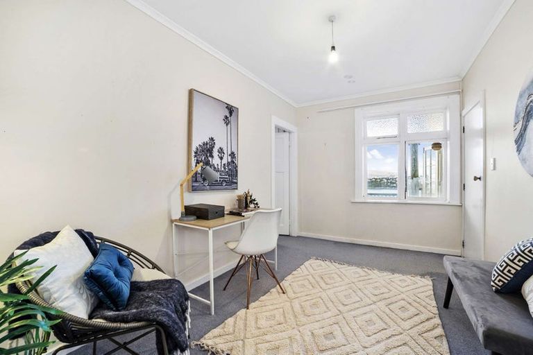 Photo of property in 69 Overtoun Terrace, Hataitai, Wellington, 6021