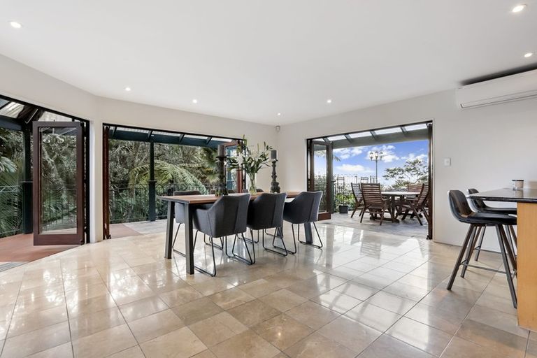 Photo of property in 64 Scenic Drive, Titirangi, Auckland, 0604