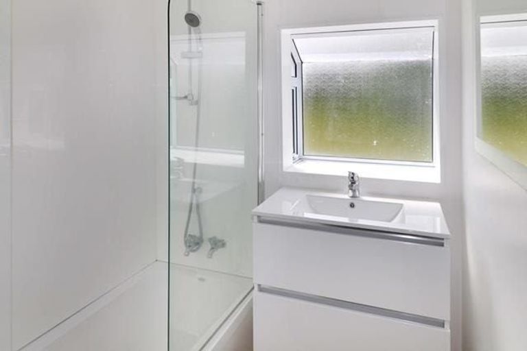 Photo of property in 996 Taita Drive, Taita, Lower Hutt, 5011