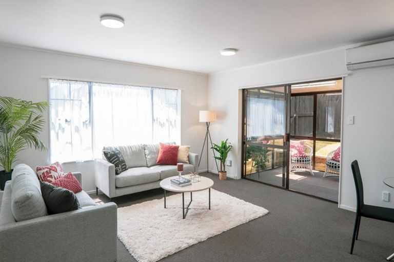 Photo of property in 1/50 Wellington Street, Howick, Auckland, 2014