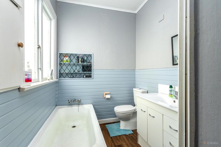 Photo of property in 33 Ashbury Avenue, Waimataitai, Timaru, 7910