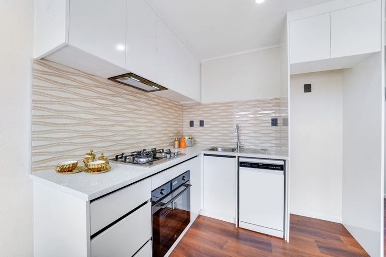 Photo of property in 2/49 Clendon Avenue, Papatoetoe, Auckland, 2025