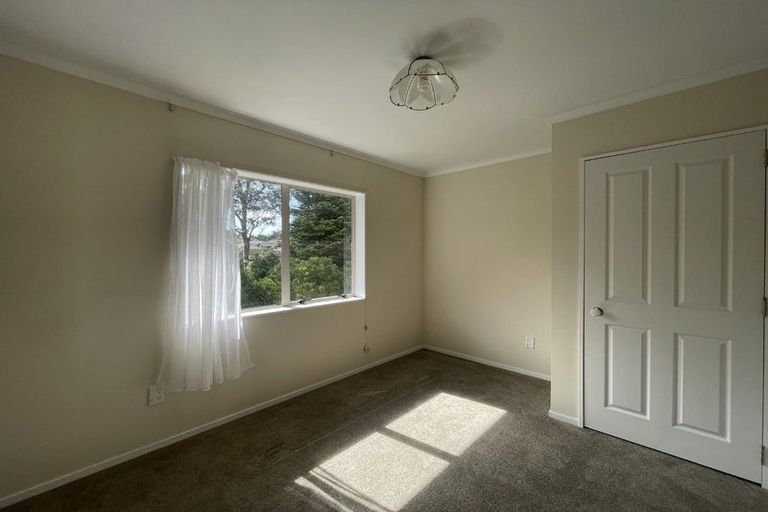 Photo of property in 16 Amherst Place, Albany, Auckland, 0632