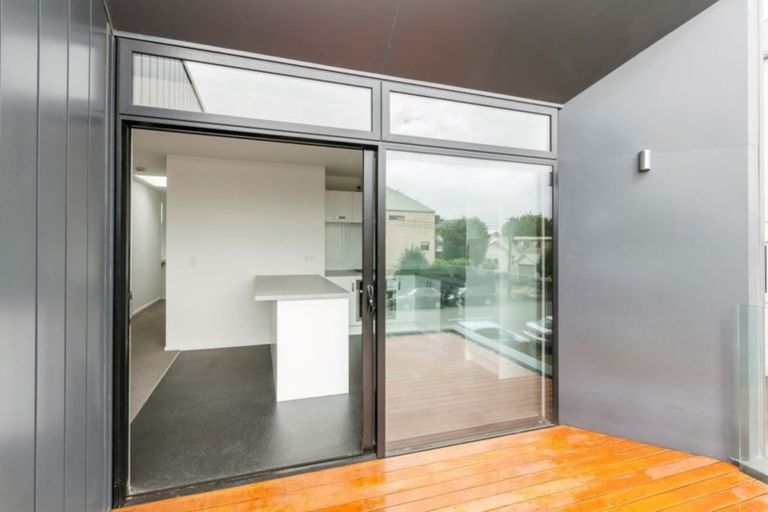 Photo of property in 2/308 Hereford Street, Christchurch Central, Christchurch, 8011