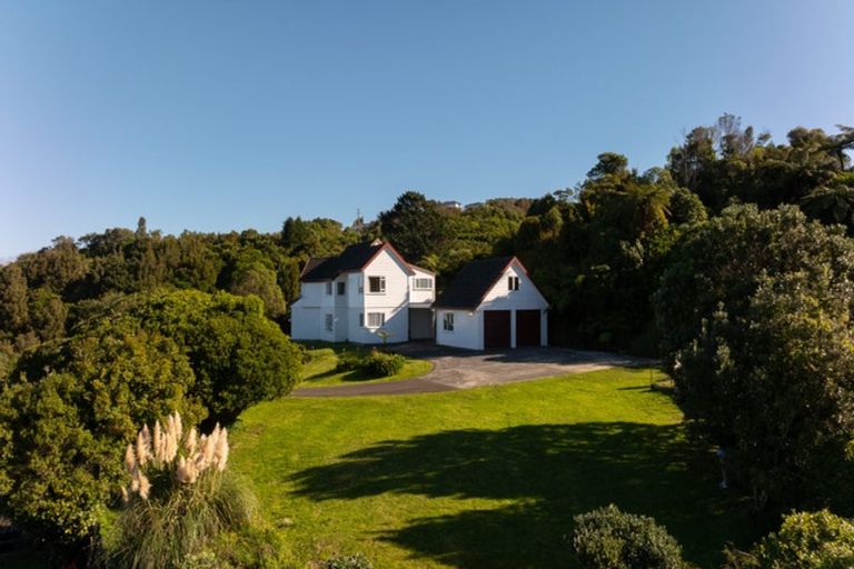 Photo of property in 22a Westpoint Avenue, Harbour View, Lower Hutt, 5010