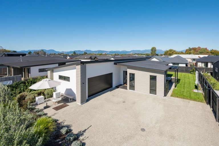 Photo of property in 12 Wakanini Place, Mapua, 7005