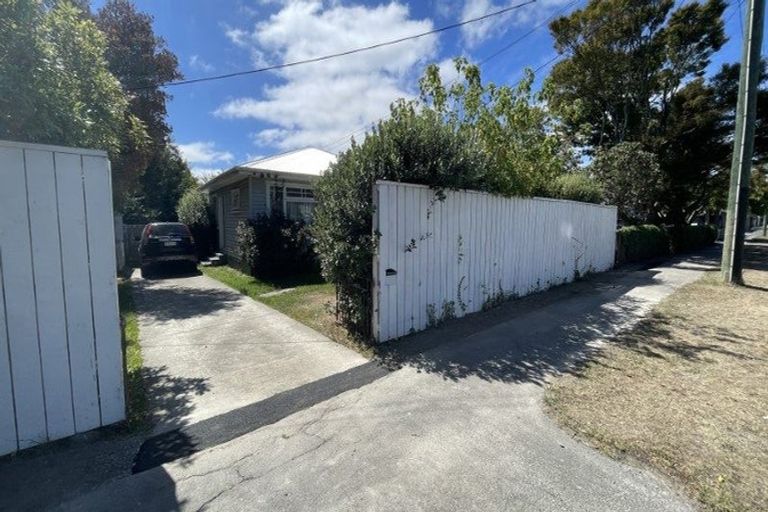 Photo of property in 37 Hoon Hay Road, Hoon Hay, Christchurch, 8025