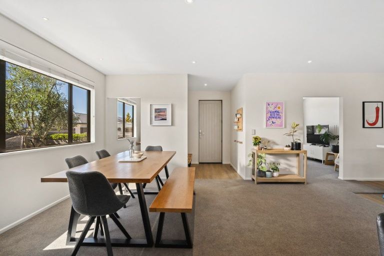 Photo of property in 12 Warbler Lane, Albert Town, Wanaka, 9305