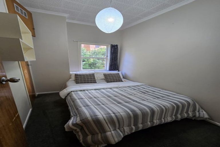 Photo of property in 48 Aurora Terrace, Kelburn, Wellington, 6012