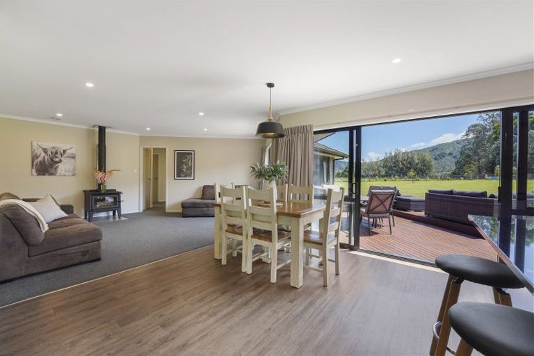 Photo of property in 229 Marchant Road, Kaitoke, Upper Hutt, 5018