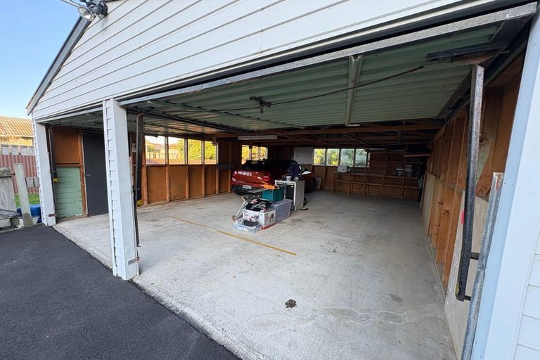 Photo of property in 12 Coughtrey Street, Saint Clair, Dunedin, 9012