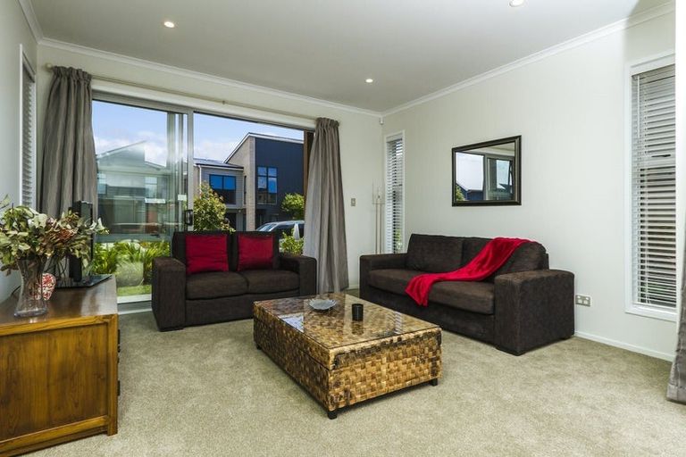 Photo of property in 41 Liquidambar Drive, Hobsonville, Auckland, 0616