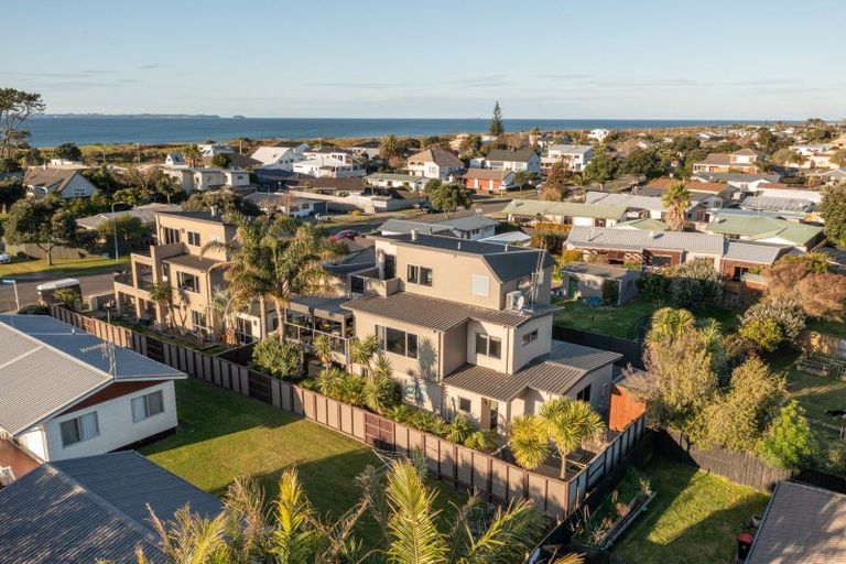 Photo of property in 160b Dickson Road, Papamoa Beach, Papamoa, 3118