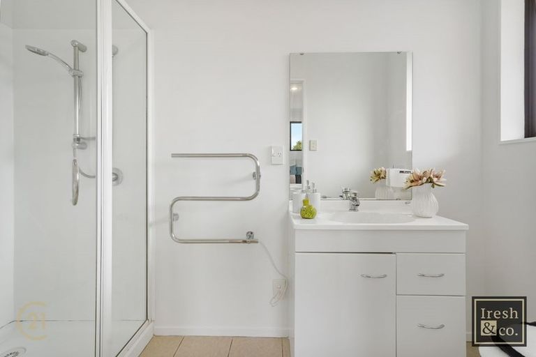 Photo of property in 14b Hunua Road, Papakura, 2110