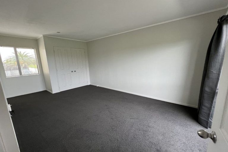 Photo of property in 6 Kora Avenue, Ranui, Auckland, 0612