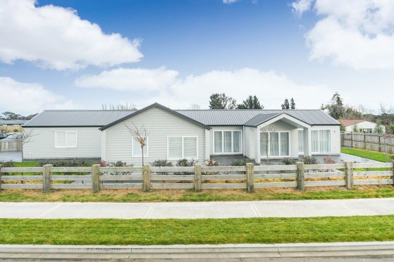 Photo of property in 2 Oldfield Lane, Marton, 4710