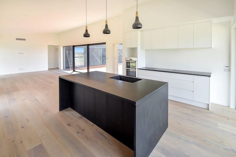 Photo of property in 30 The Drive, Twizel, 7999