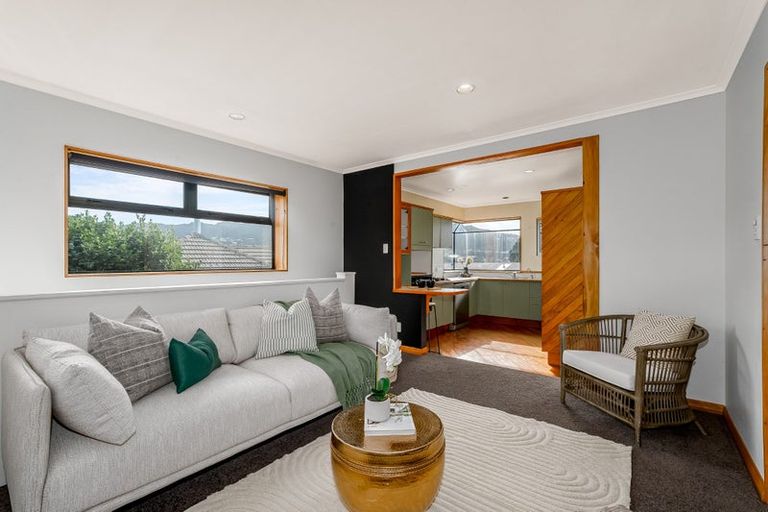 Photo of property in 107 Cockayne Road, Khandallah, Wellington, 6035