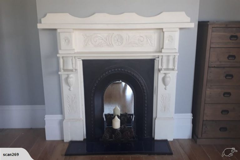 Photo of property in 21 Brougham Street, Westport, 7825