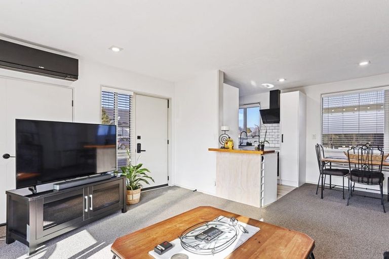 Photo of property in 1/55 Picton Avenue, Riccarton, Christchurch, 8011