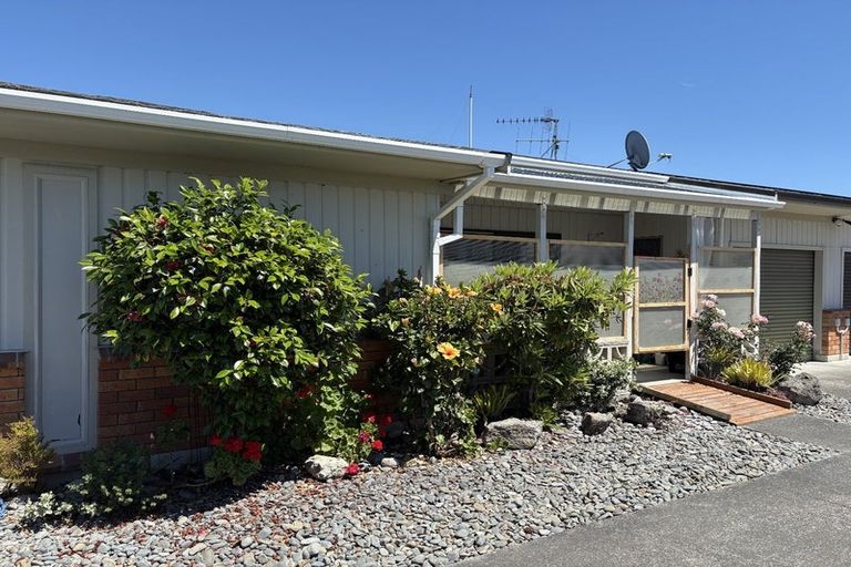 Photo of property in 4/20 Bowling Road, Greenmeadows, Napier, 4112