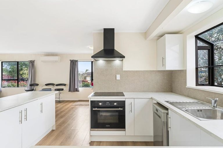 Photo of property in 61 Charntay Avenue, Clover Park, Auckland, 2019