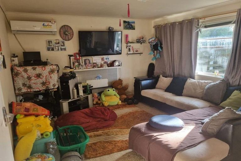 Photo of property in 44 Kirton Crescent, Manurewa, Auckland, 2102