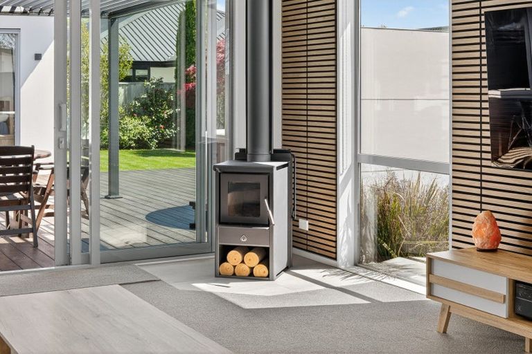 Photo of property in 25 Aroha Street, Pegasus, 7612