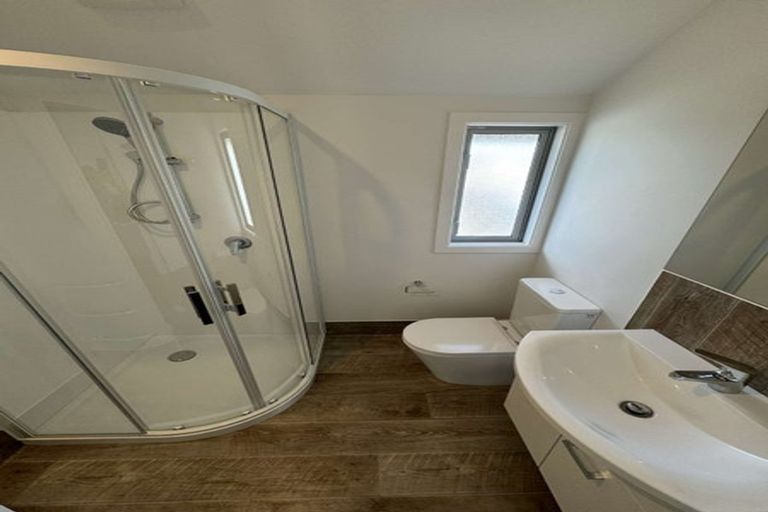 Photo of property in 4/246 Marine Parade, New Brighton, Christchurch, 8061