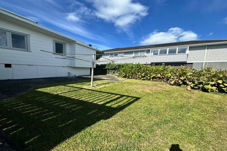 Photo of property in 40 Roseberry Avenue, Birkenhead, Auckland, 0626