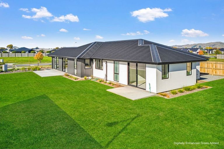 Photo of property in 31 Whitehall Drive, Springlands, 7201
