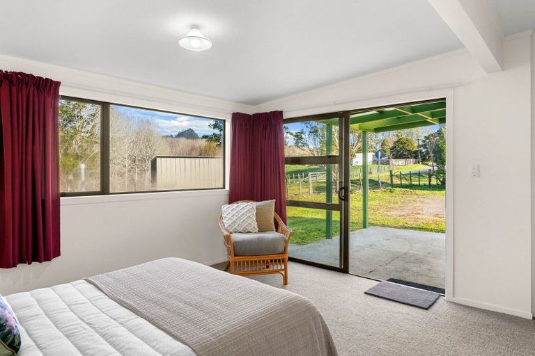 Photo of property in 299 Tauraroa Road, Maungakaramea, Whangarei, 0178