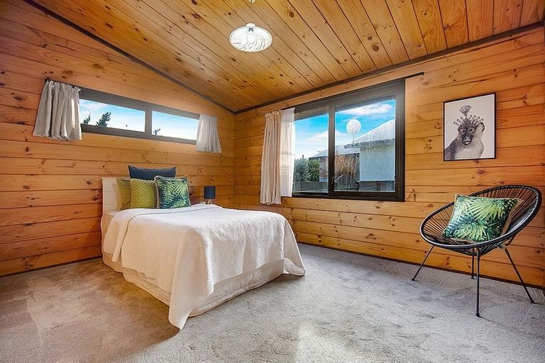 Photo of property in 247 Tukapa Street, Westown, New Plymouth, 4310