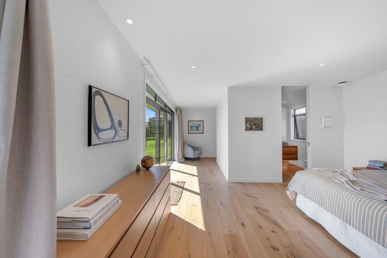 Photo of property in 121a Pomona Road, Kumeu, 0891