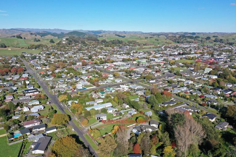 Photo of property in 25 Cambridge Street, Pahiatua, 4910