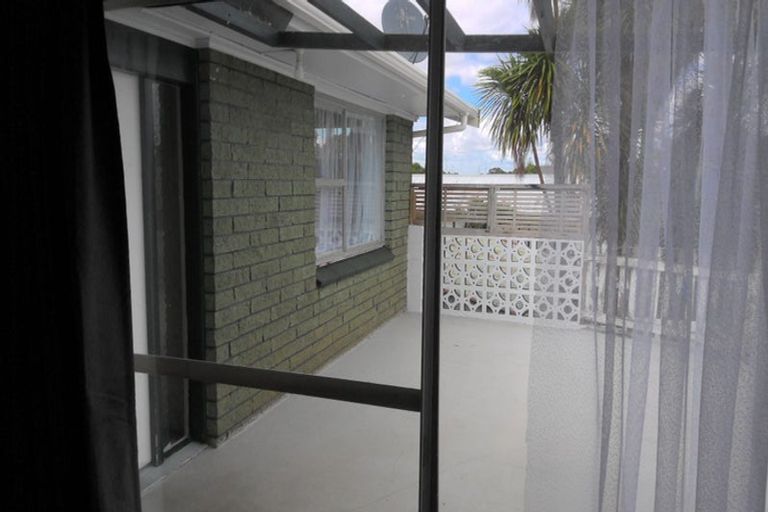 Photo of property in 53 Great South Road, Papakura, 2110